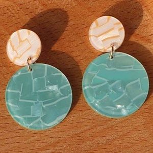 NWT! Pretty ICE BLUE Circle Clay Acrylic Earrings
